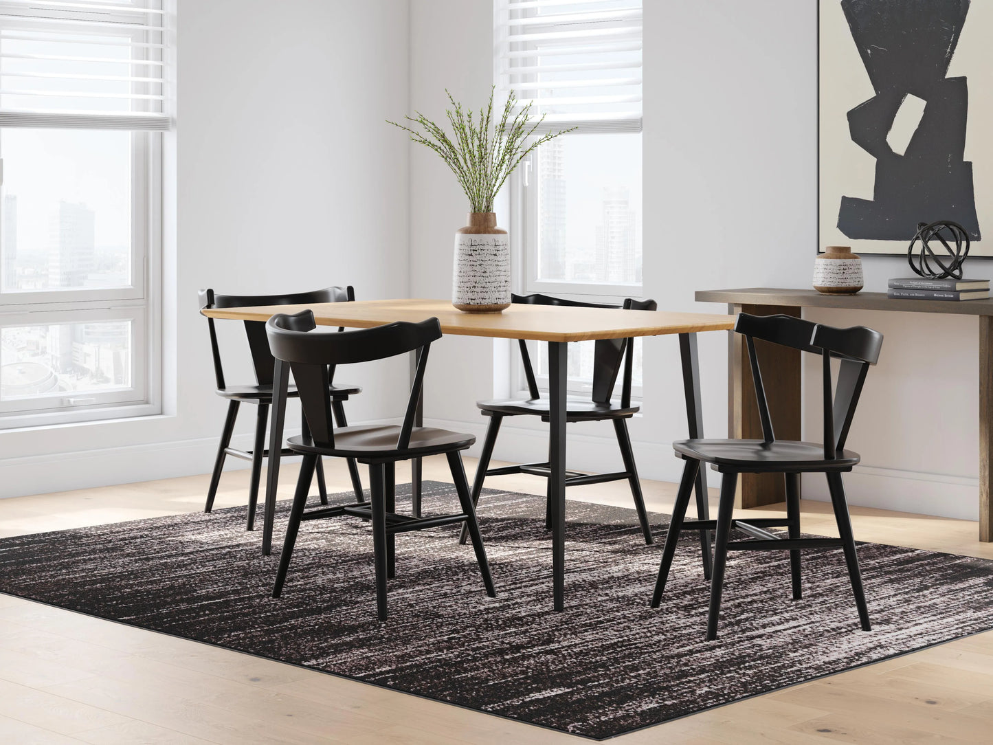 Mesa de comedor Gretlynn y 4 sillas