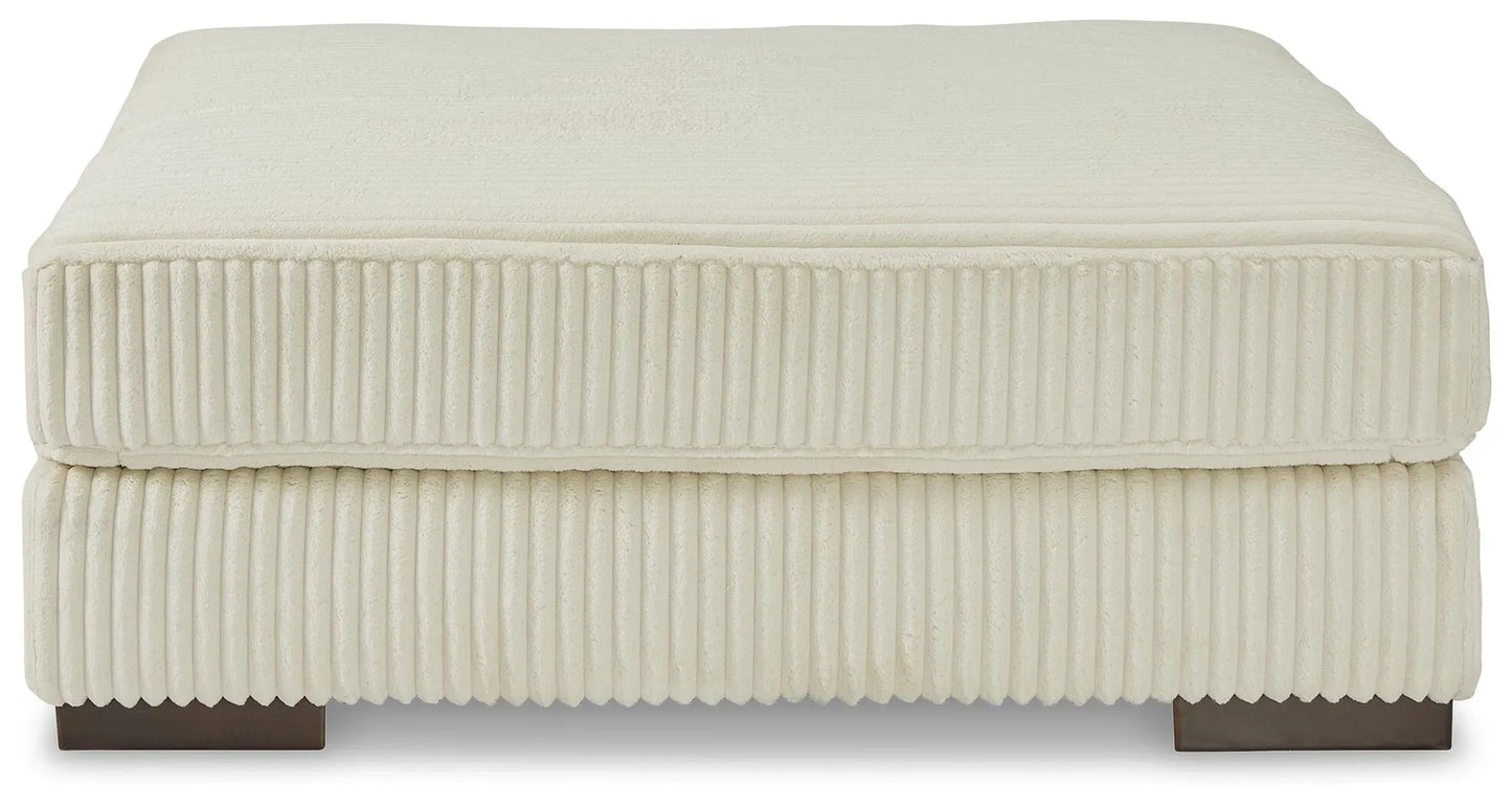 Puf de acento oversize Lindyn