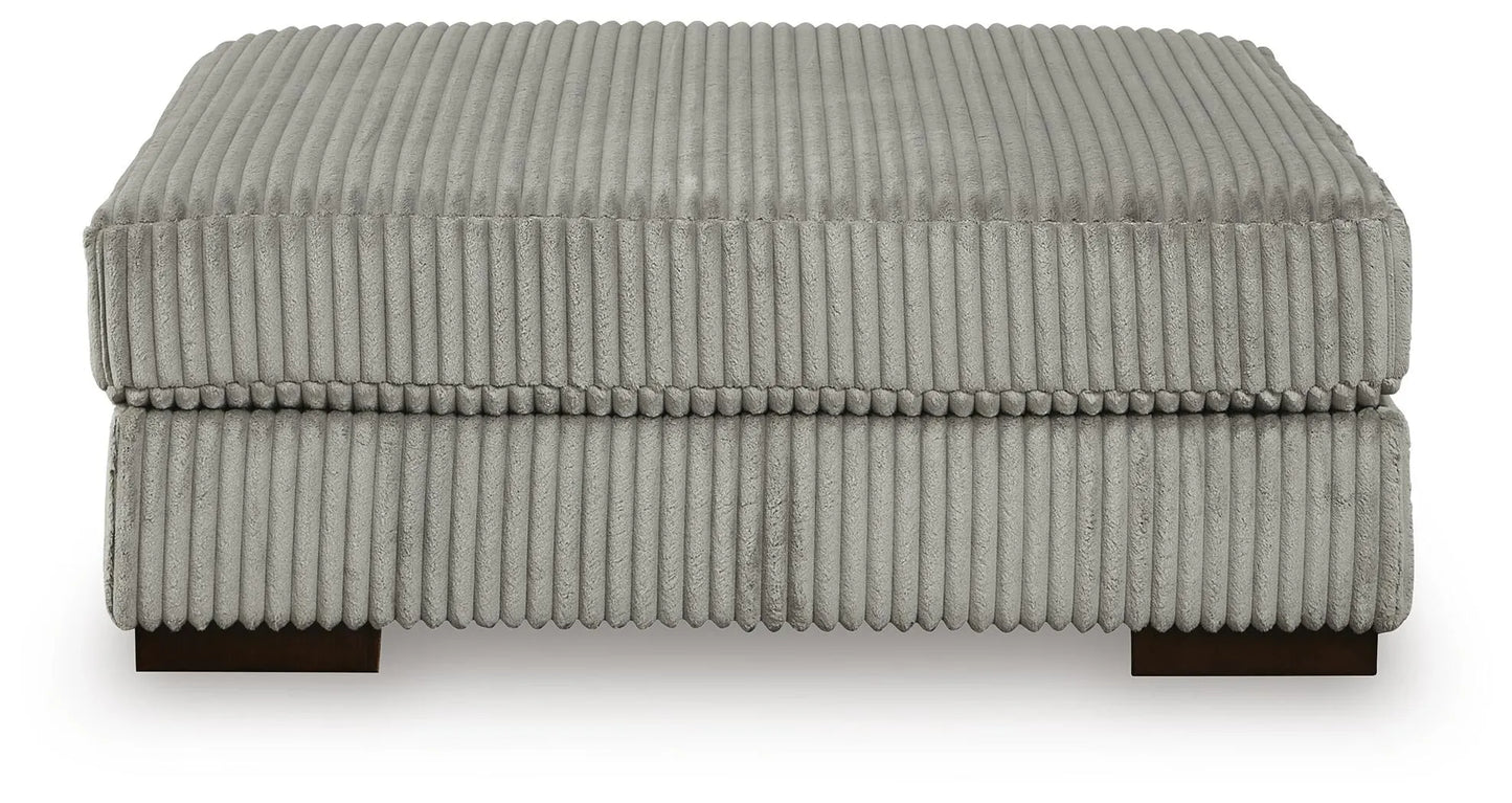Puf de acento oversize Lindyn