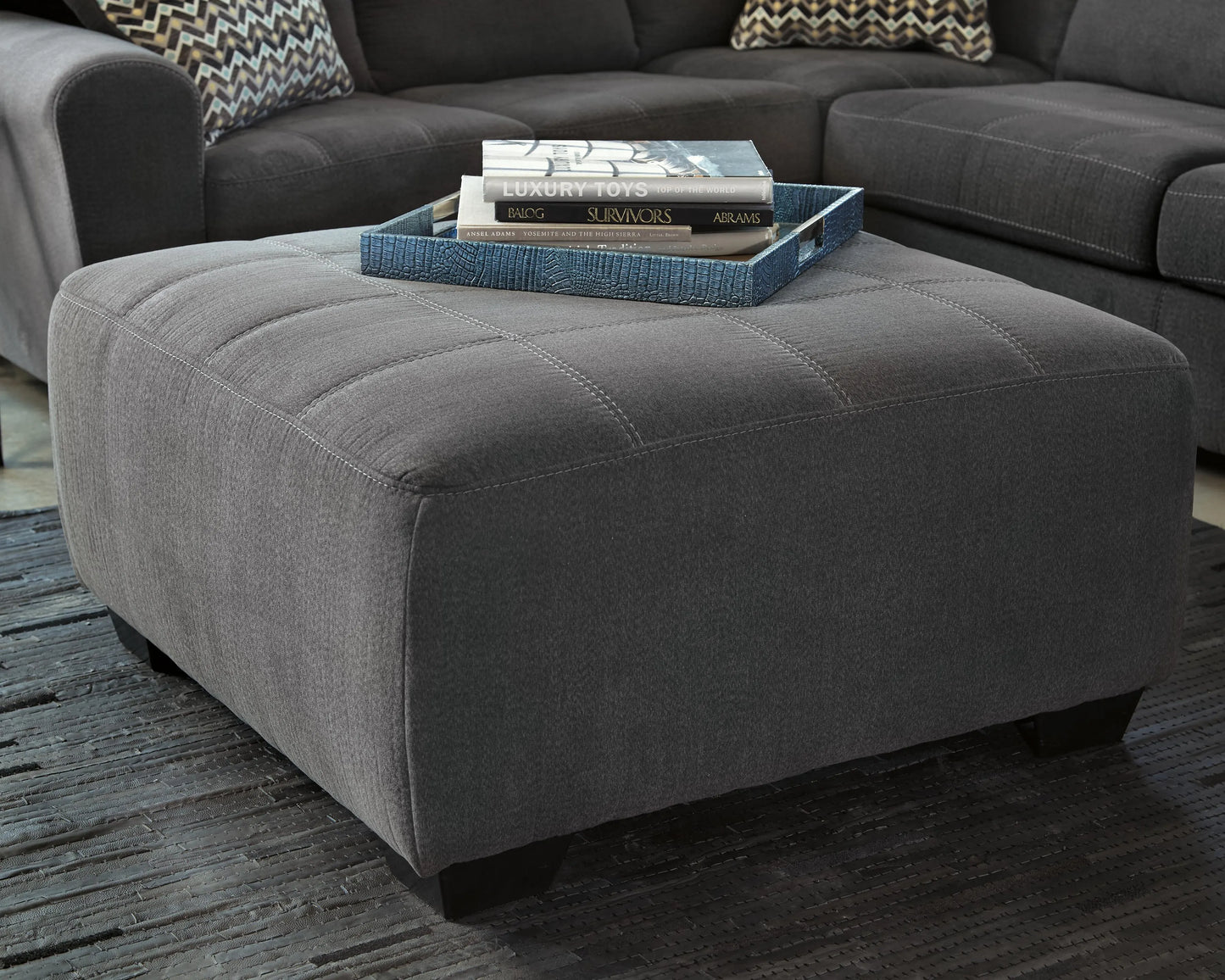 Puf de acento oversize Ambee