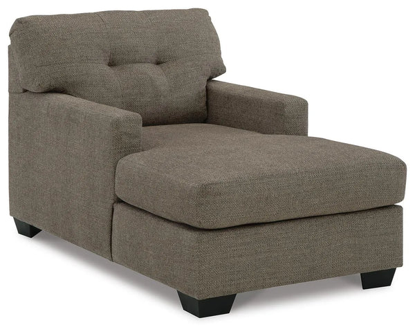 Chaise Mahoney