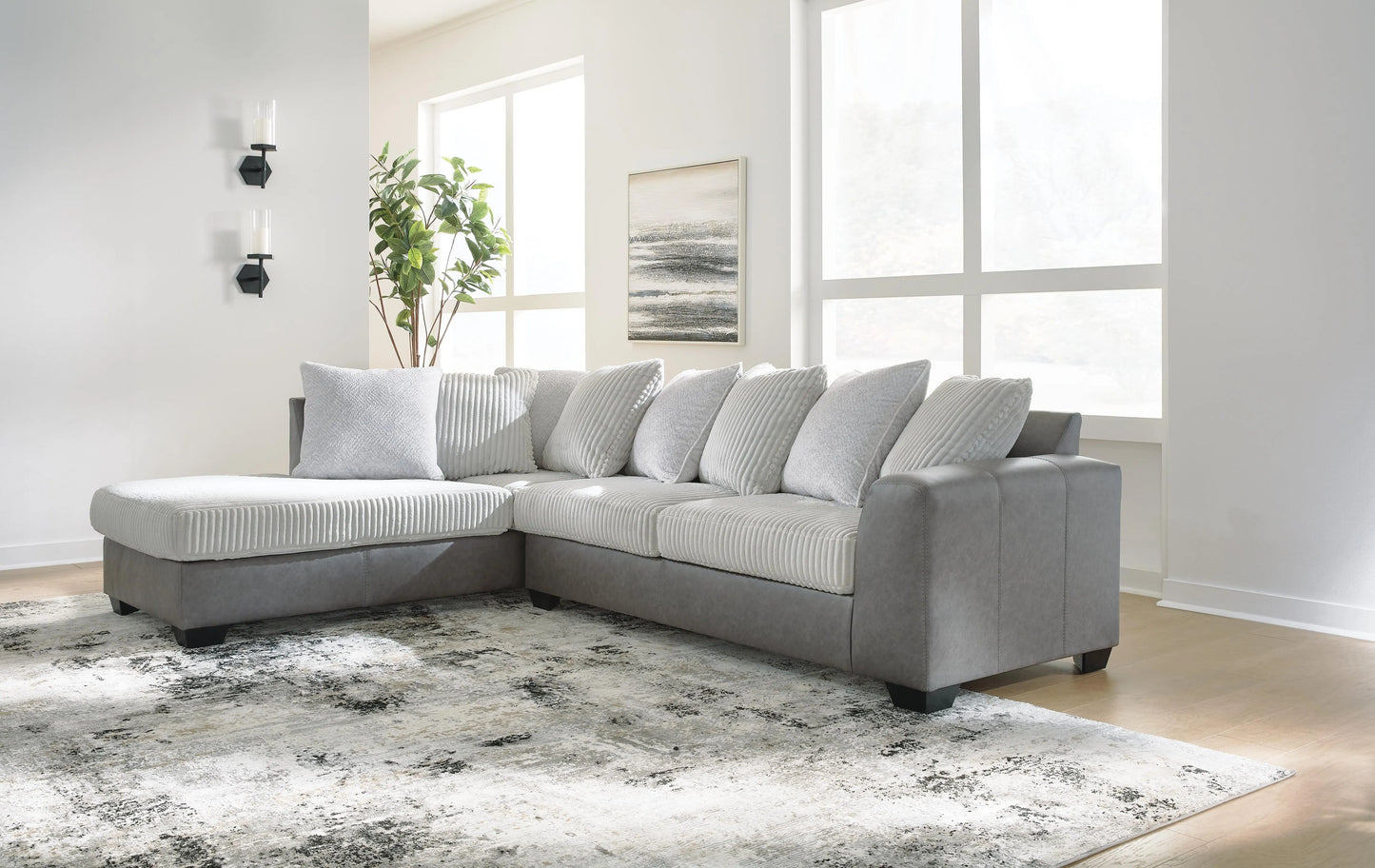 Seccional Clairette Court de 2 piezas con chaise lounge
