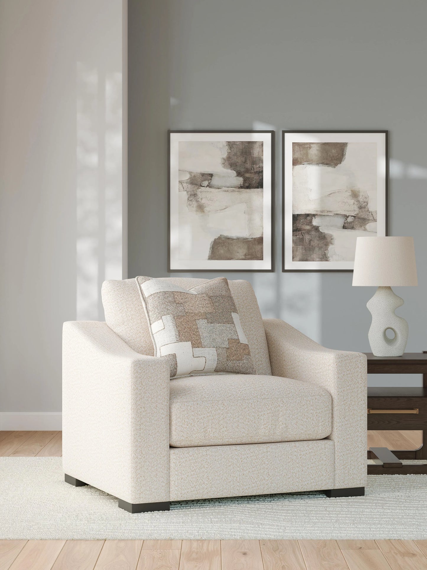 Tildan Oversized Chair