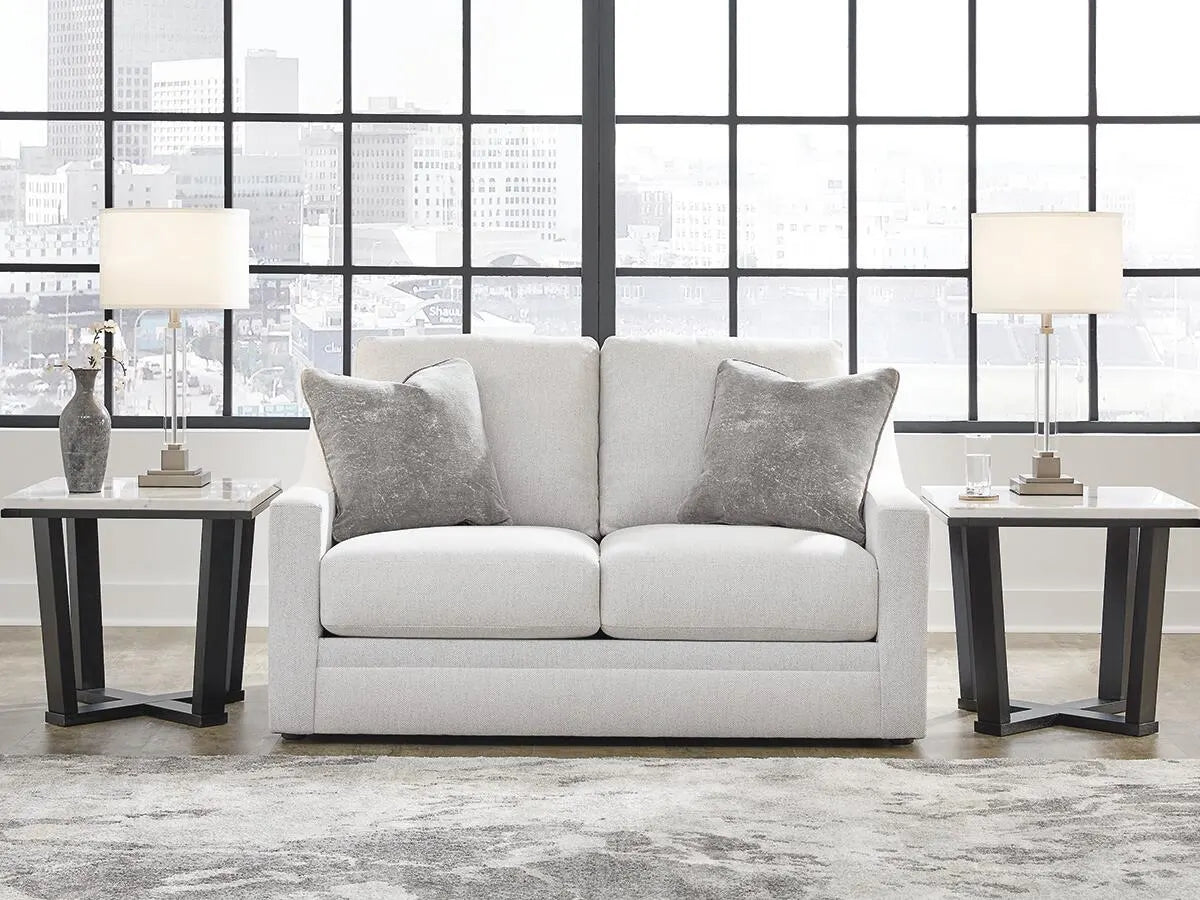 Loveseat Maitelynn