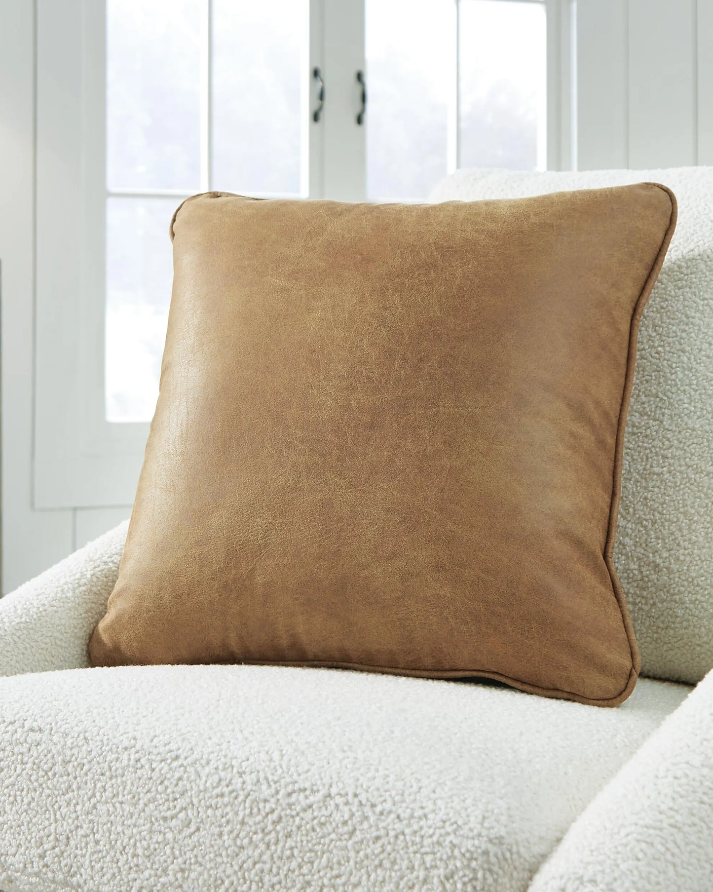 Cortnie Pillow (Set of 4)