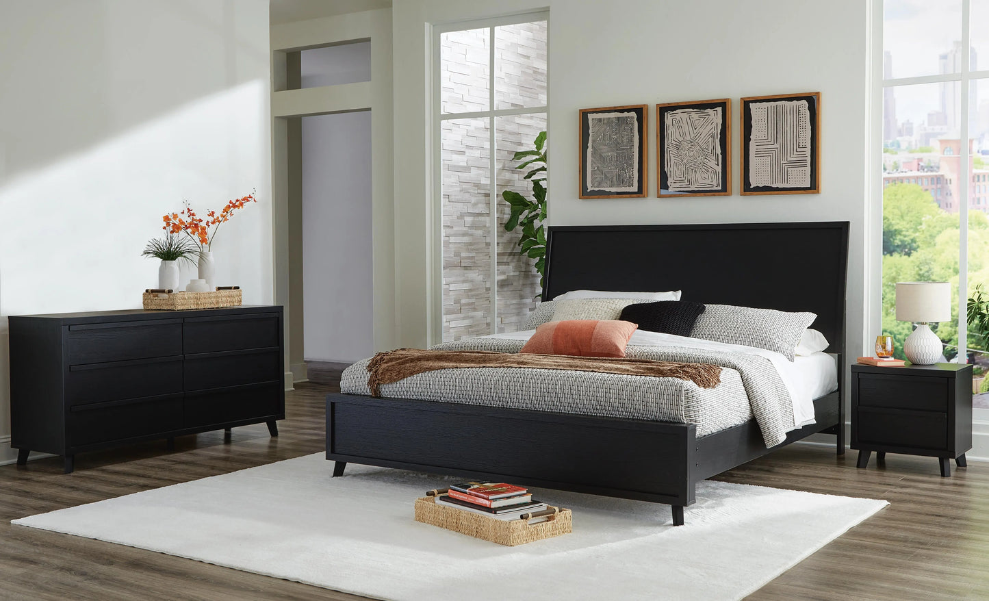 Cama con paneles, cómoda y mesita de noche Danziar King