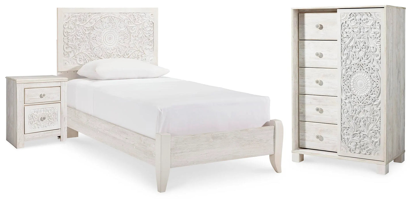 Cama, cómoda y mesita de noche Paxberry para dos personas