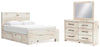 Cama Lawroy Queen con panel y almacenamiento, cómoda y espejo