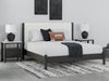 Cama tapizada Cadmori King con panel