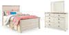 Cama de panel completo Willowton con almacenamiento, cómoda y espejo