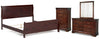 Cama Alisdair King con mesitas, espejo y cómoda