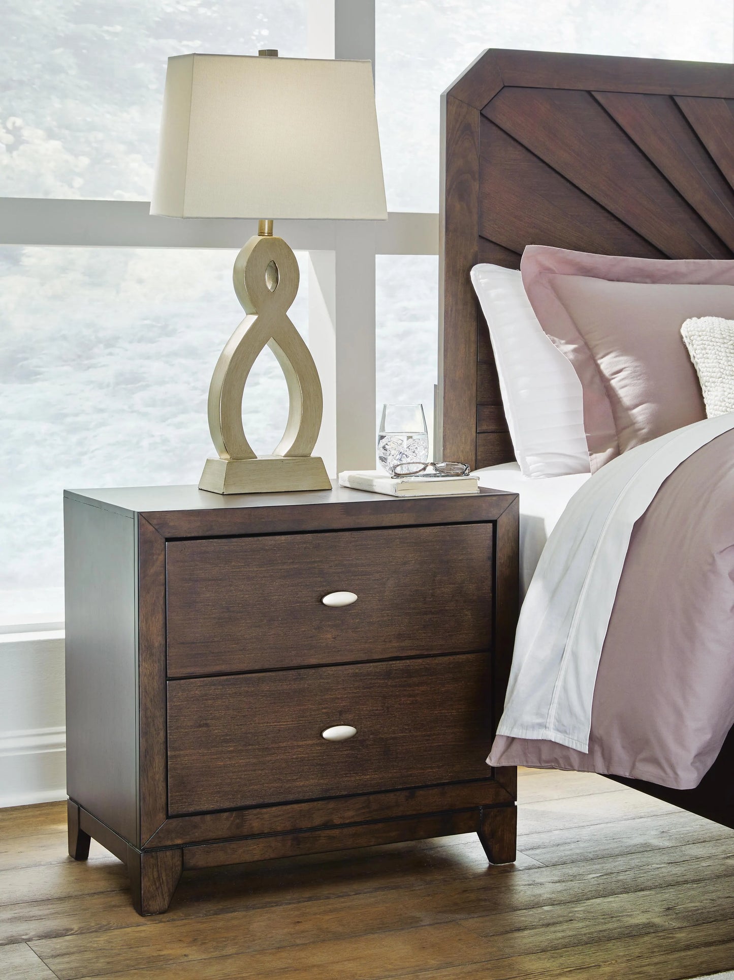 Tandisport Nightstand