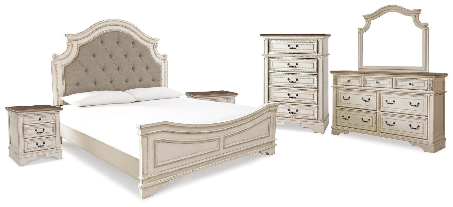 Cama con paneles tapizados tamaño King, cómoda, espejo, chiffonier y 2 mesitas de noche Realyn