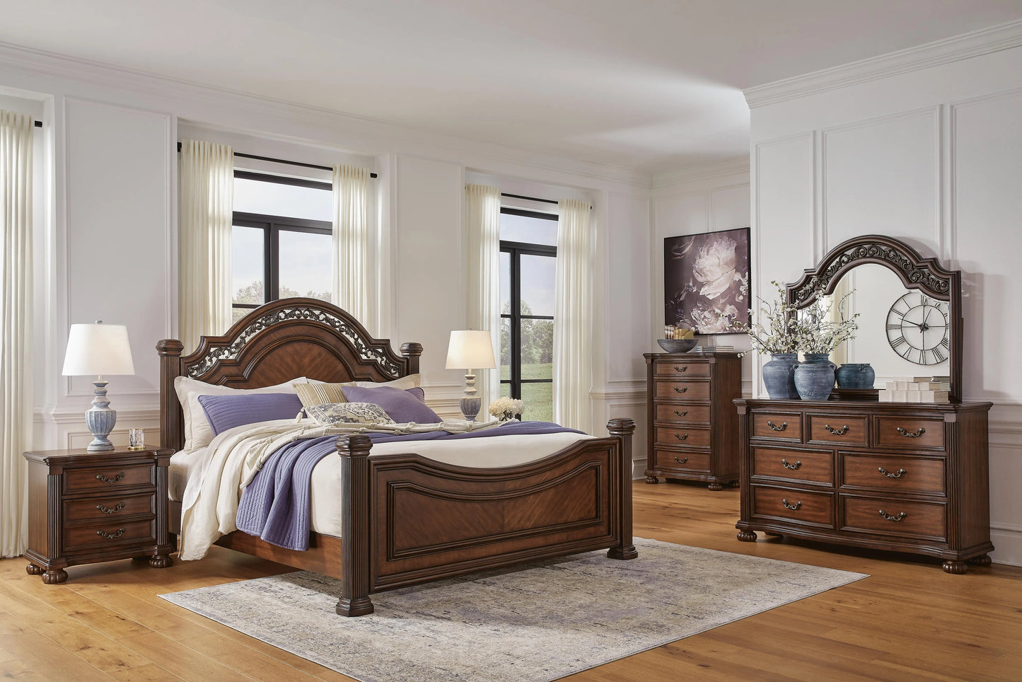 Cama King Lavinton con dosel, cómoda, espejo, arcón y 2 mesitas de noche