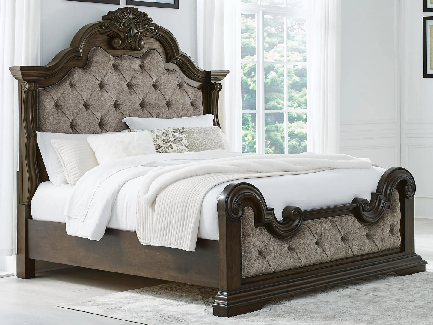 Cama tapizada King Maylee