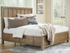 Cama Cabalynn California King con cabecero y espacio de almacenamiento
