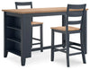 Mesa de comedor a la altura de la encimera Gesthaven y 2 taburetes de bar