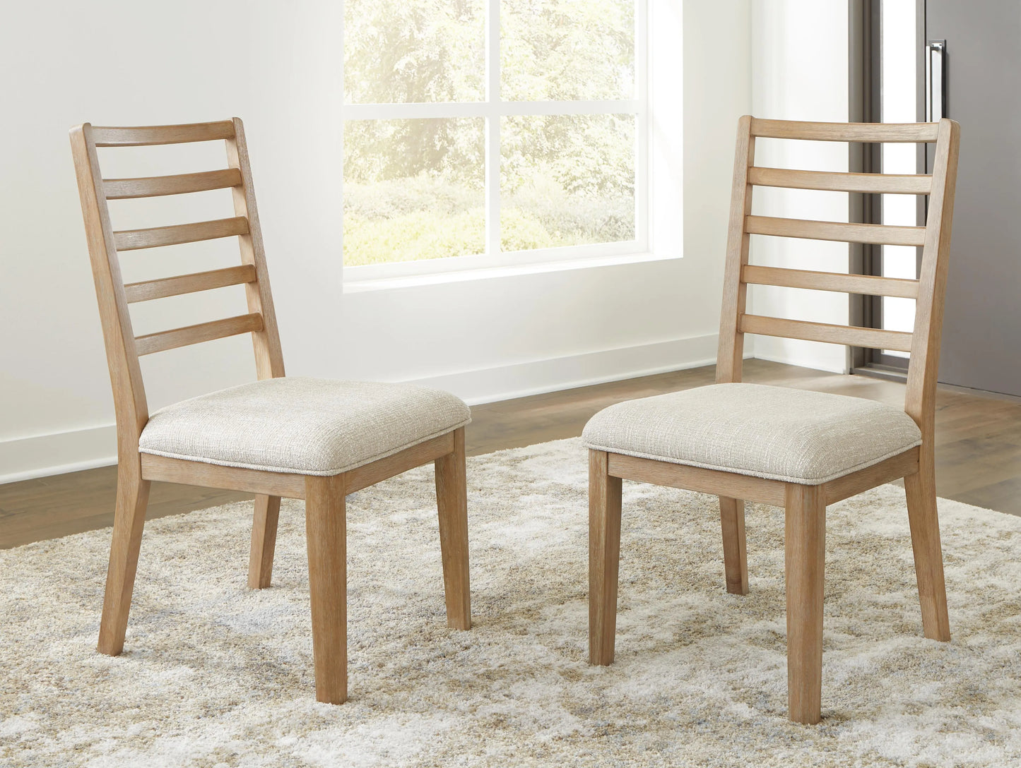 Rencott Dining Chair (Set of 2)