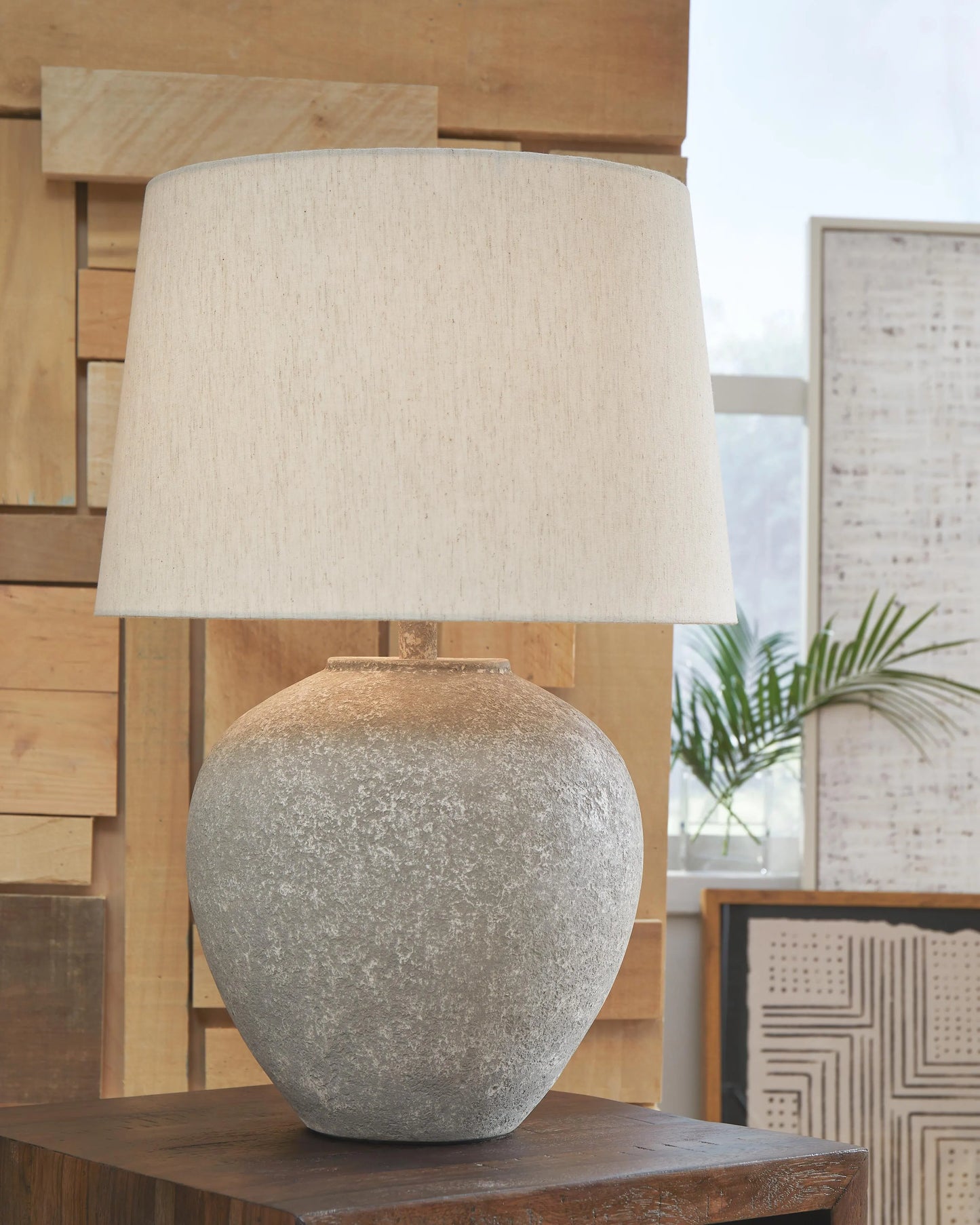 Dreward Table Lamp (Set of 2)