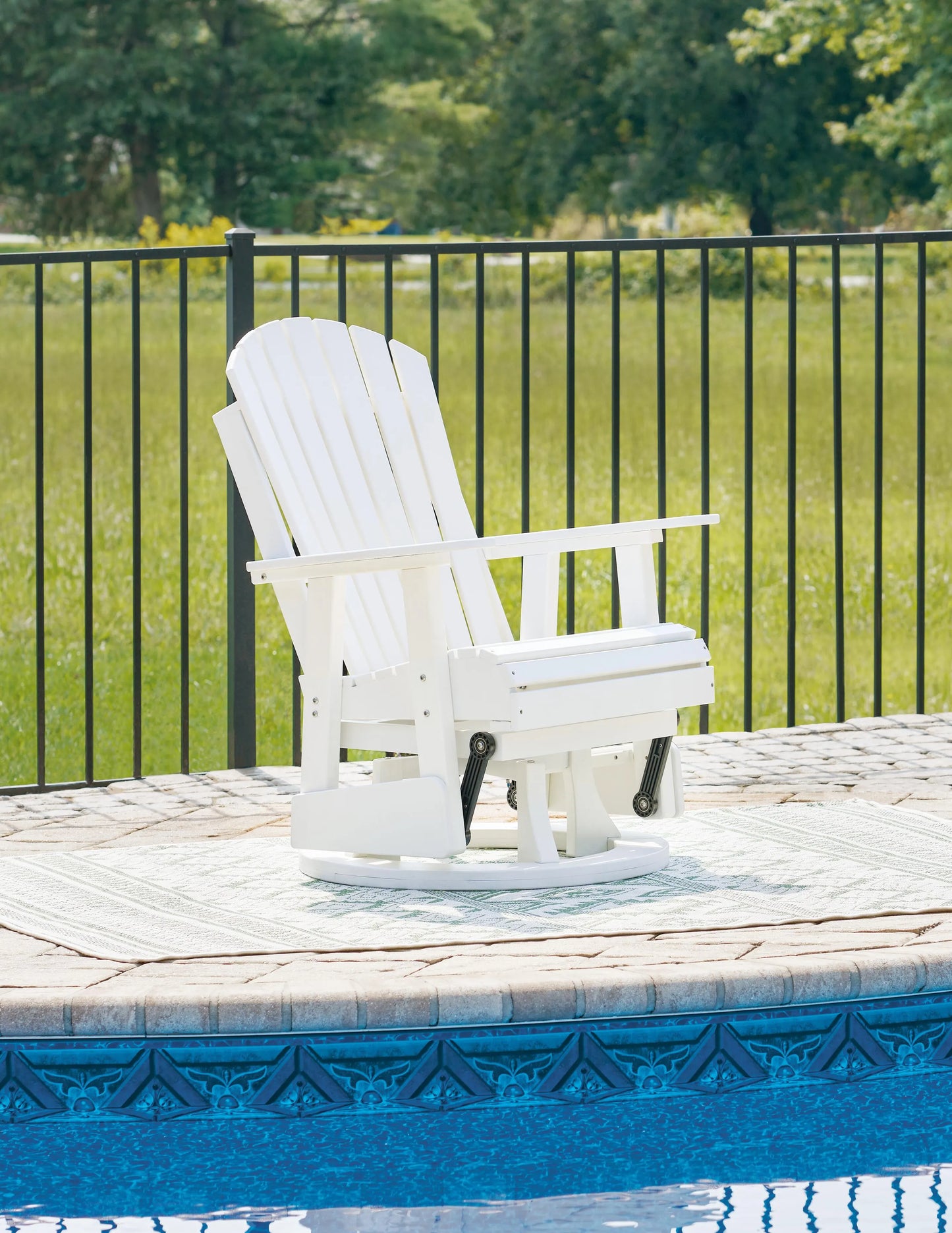 Sillón giratorio reclinable para exterior Hyland Wave